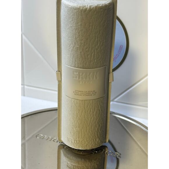 SKNN BY KIM Vitamin C8 Serum 30 mL - NEW in Box - Picture 2 of 3